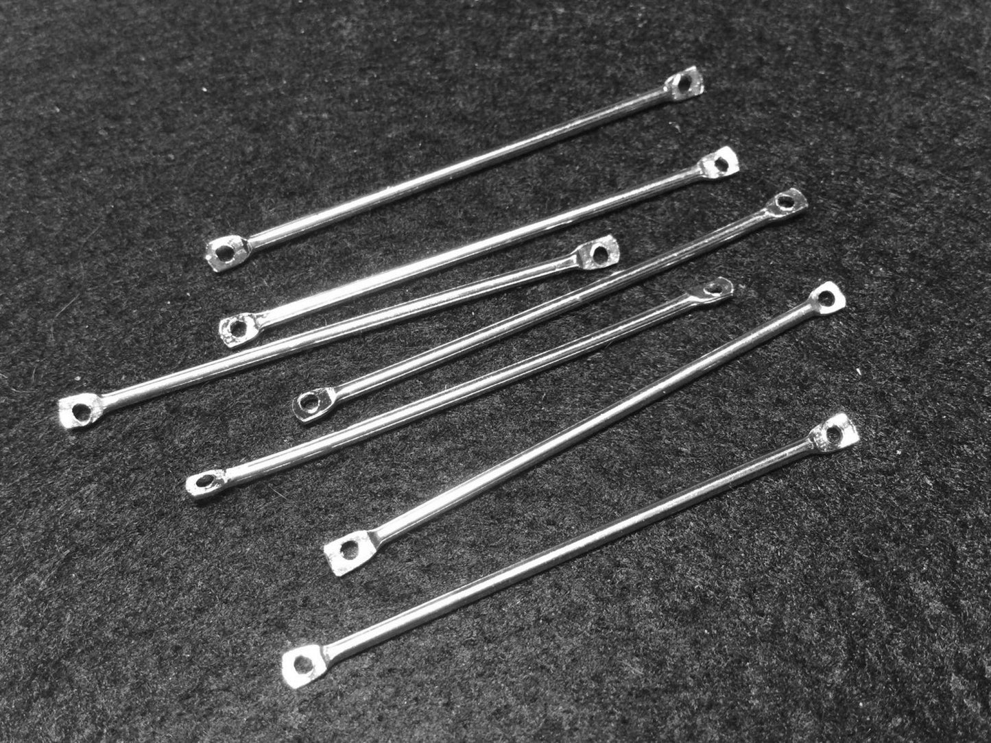 #2869 / Platinum Color Plated Iron Bar Link Connectors / 17x15x1mm / 1mm Attached Loops / Lot of 25