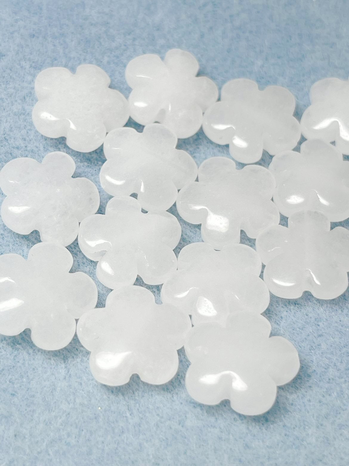 #3115 / Natural 15x5mm White Jade Flower Beads / 1mm Hole / Sold Individually