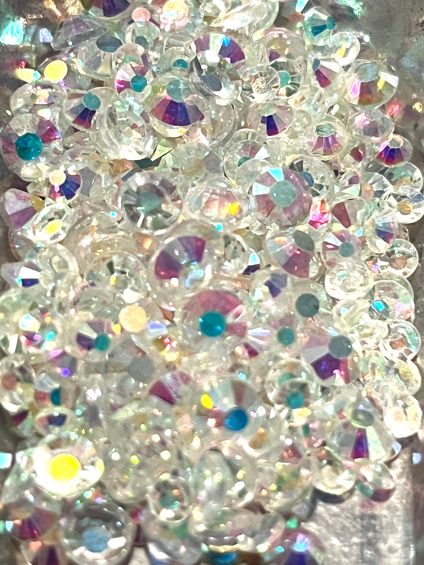 Resin Rhinestones / Glitter Holo / Flat Back / Mixed 3mm, 4mm, 5mm