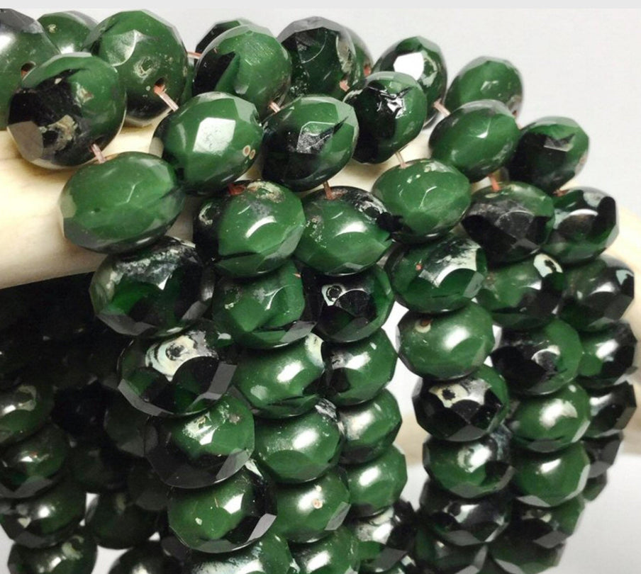 #2371 Czech Faceted Rondelle Beads / Opaque Hunter Green & Picasso / 6x8mm / 25 Bead Strand / 1mm Center Hole