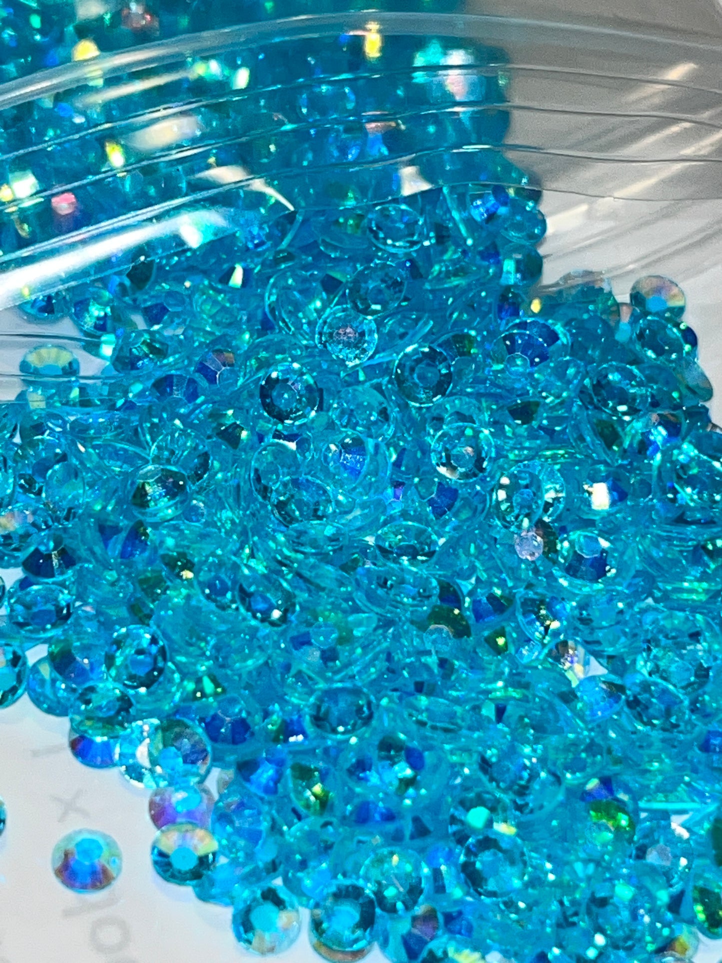 Transparent Lake Blue AB Resin Jelly Rhinestones / 4mm Flat Back / 45.9g