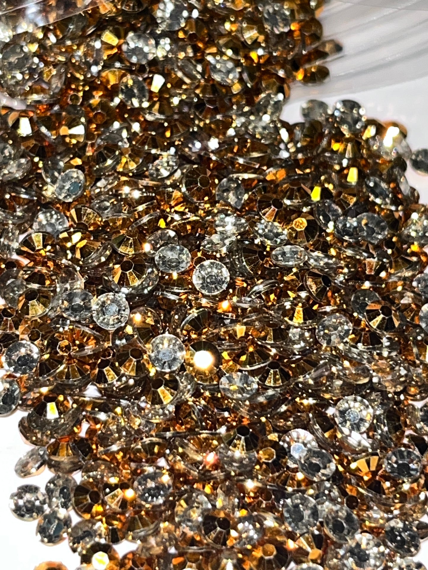 Mineral Gold Resin Jelly Rhinestones / 4mm Flat Back / 68.2g