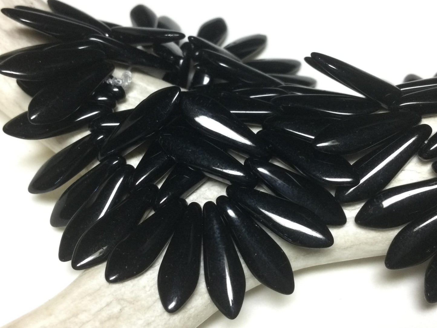 #2730 / Czech 5x15mm Opaque Jet Black Dagger Beads / 1mm Top Drilled Hole / Lot of 25