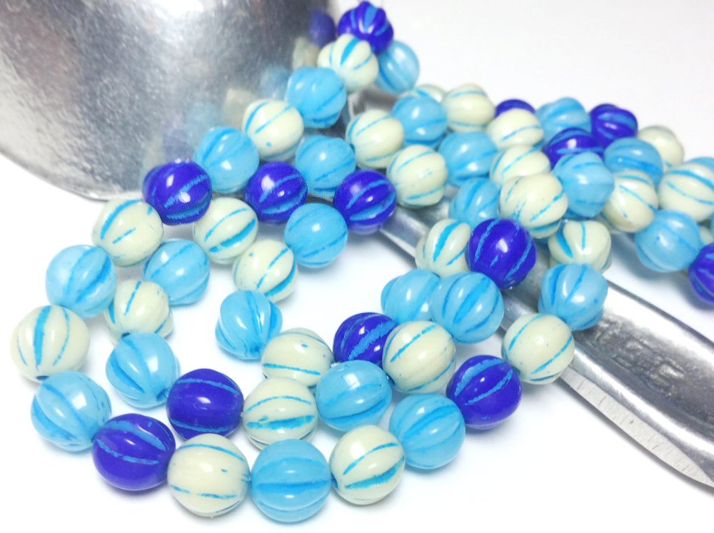#3020 / Czech 6mm Melon Beads, Opaque Blue Mix with a Turquoise Wash / 0.8mm Hole / Strand of 25