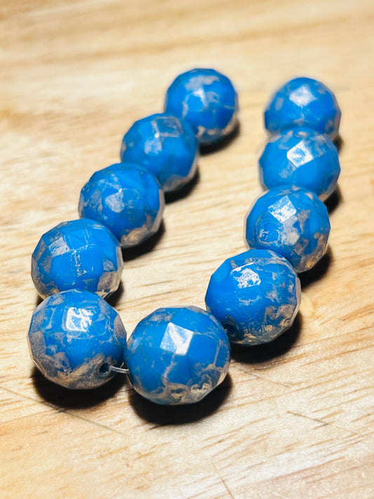 #2553 / Czech 12mm Faceted Round Opaque Pacific Blue with a Silver Picasso Finish / 1mm Center Drilled Hole / Strand of 10