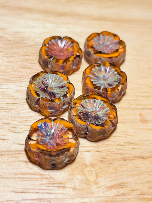#2560 / Czech 14mm Hibiscus Flower Beads / Blend of Orange and Transparent Glass with a Picasso Finish / 1mm Center Drilled Hole / Lot of 6