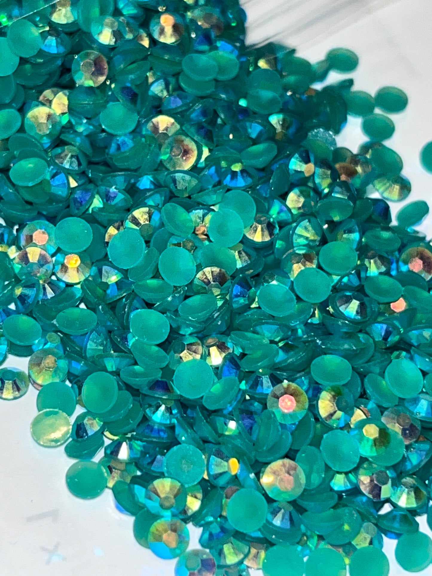Dark Green AB Resin Jelly Rhinestones / 4mm Flat Back / 69.6g