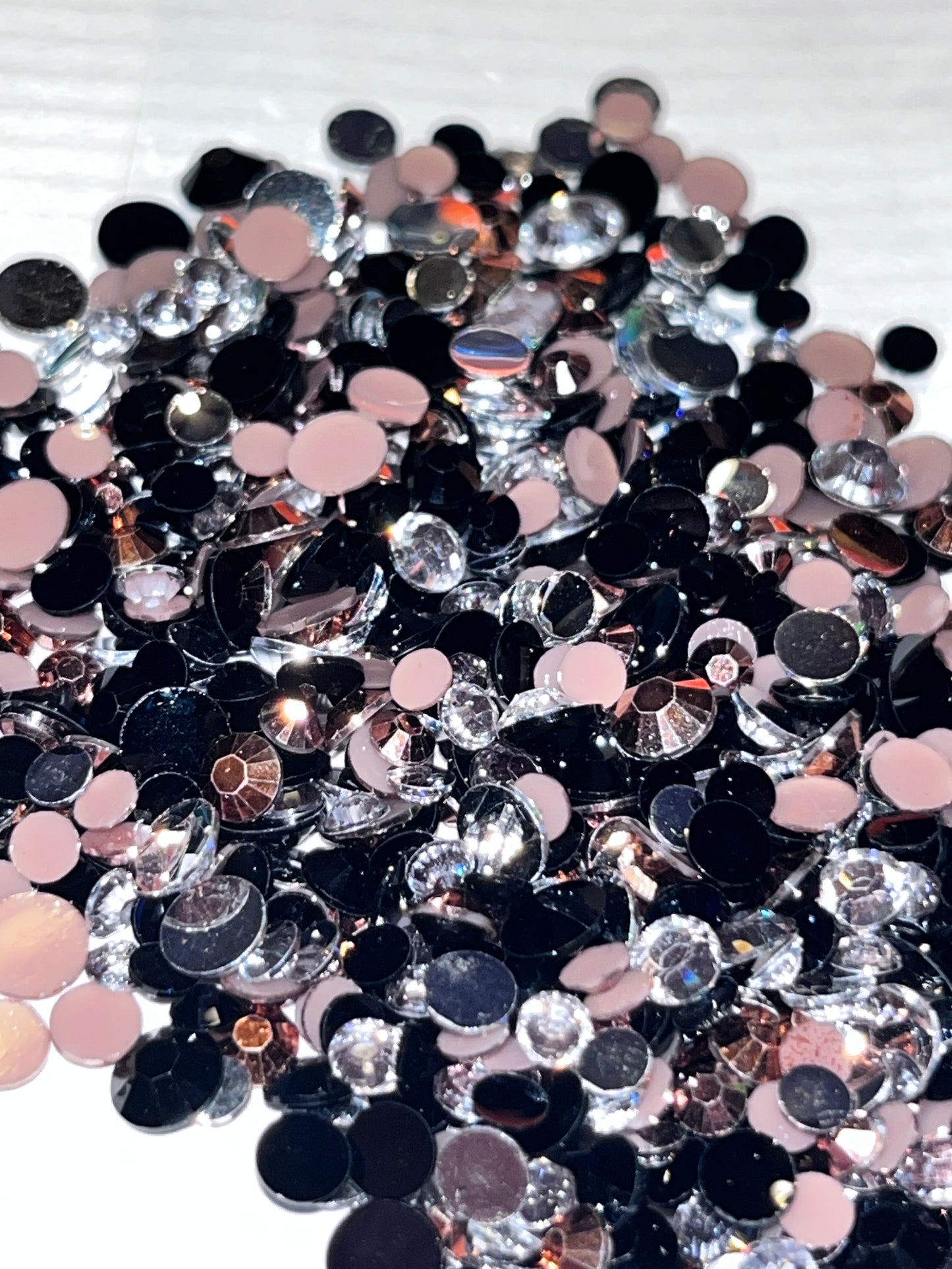 Elegance Mix Resin Rhinestones / Silver-Flat Back / Mixed 3mm, 4mm, 5mm / 18.6g