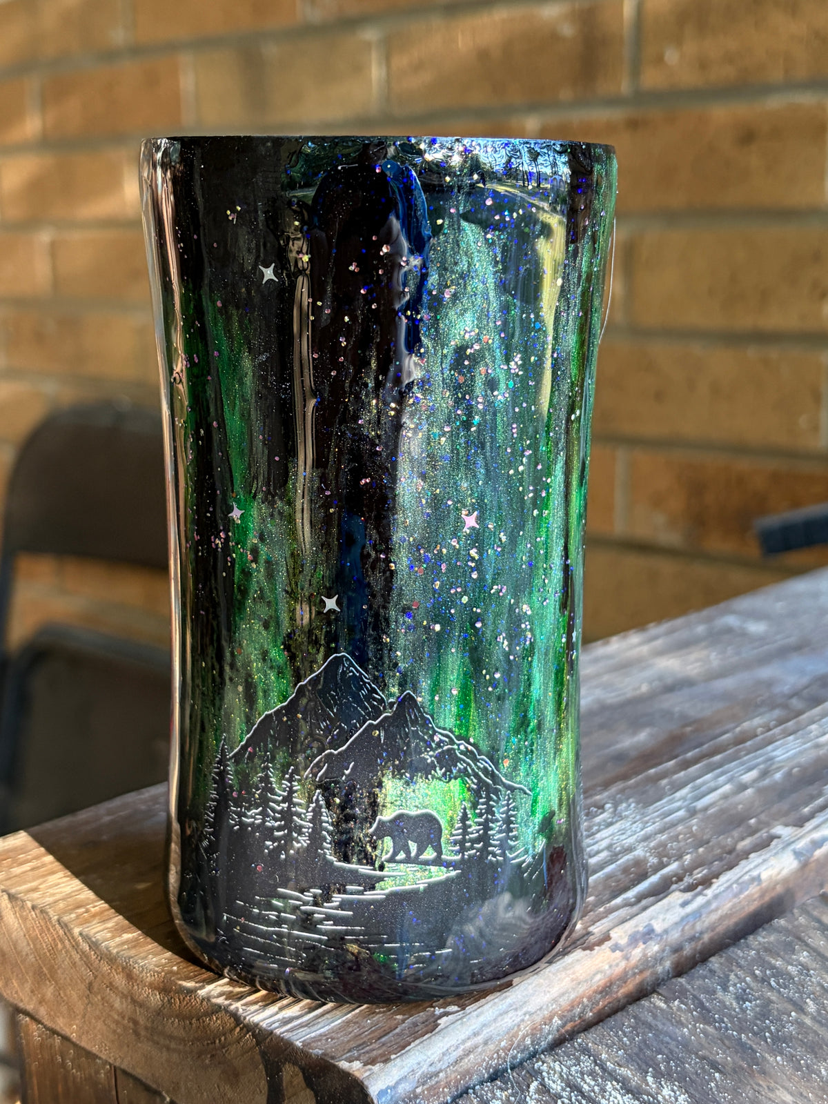 #406 - 20oz Beverage Mug - Northern Lights with Trees, Bear & Mountain Silhouette